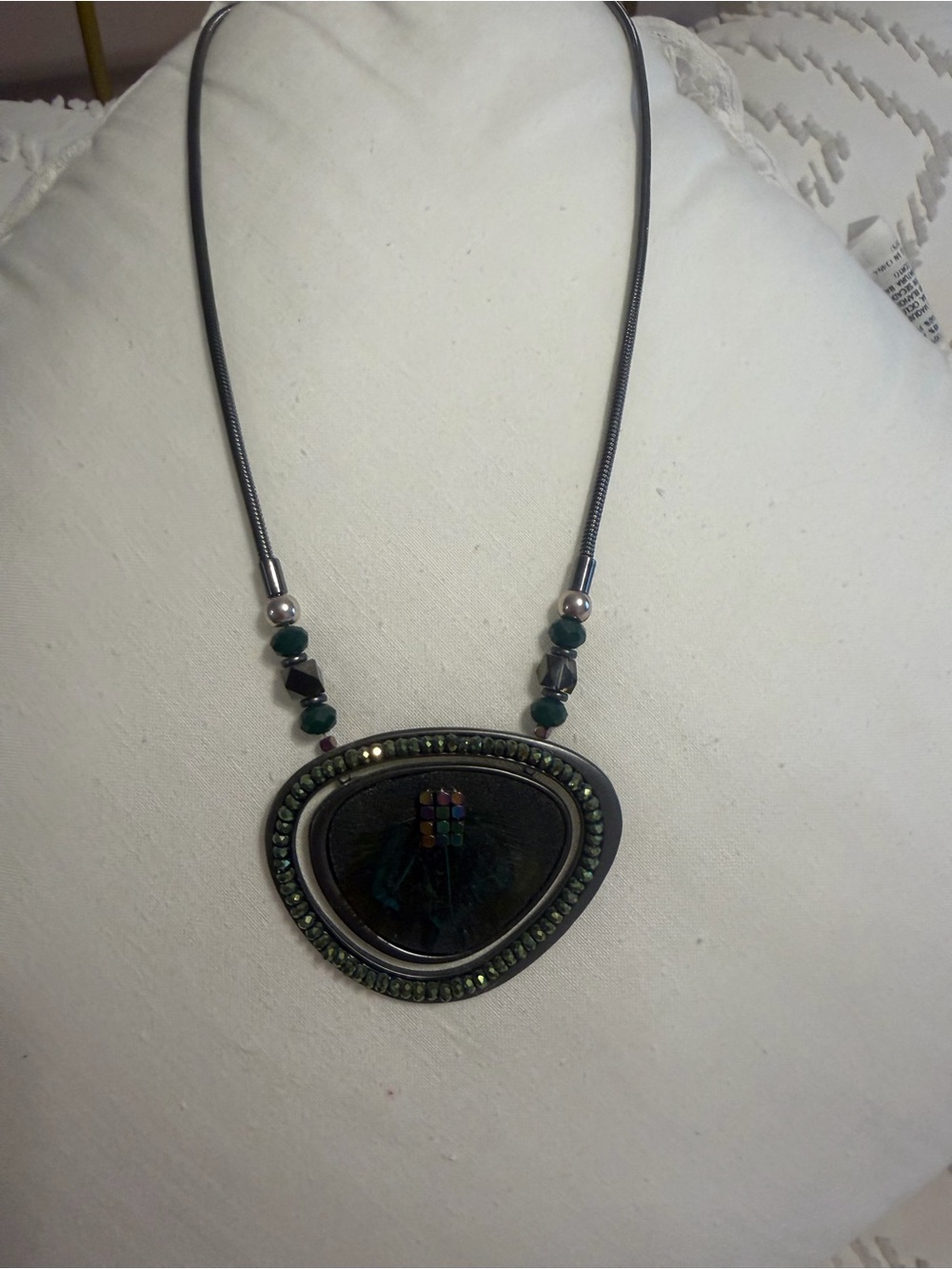 Black and Green Beaded Pendant Necklace